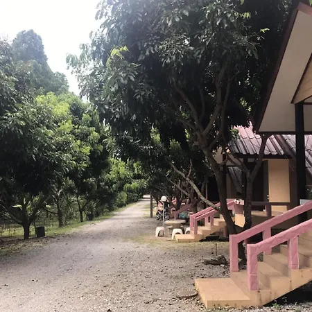 Villa Baan Rai Pu Fa Sattahip Exterior foto