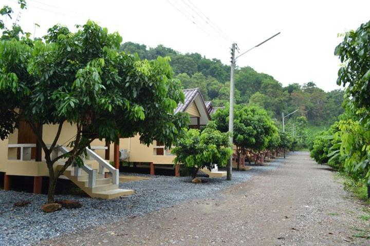 Baan Rai Pu Fa *