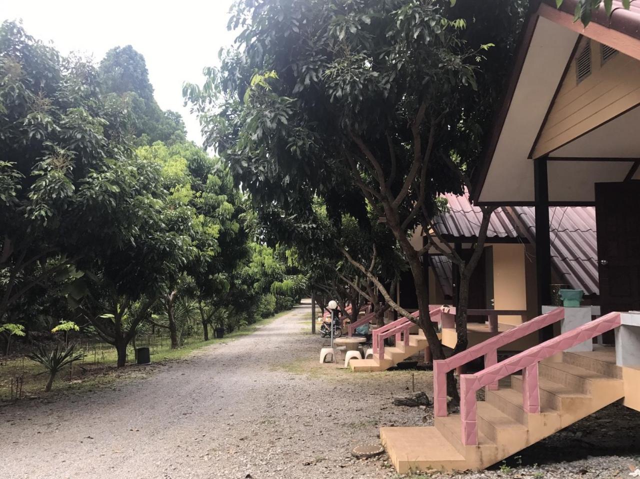 Lodge Baan Rai Pu Fa